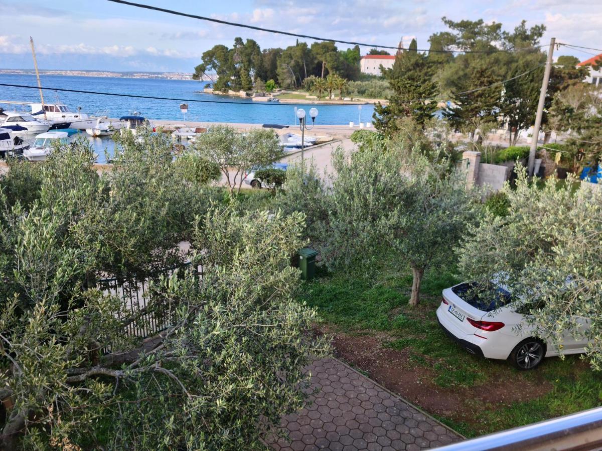 Apartmani Junto Преко Екстериор снимка