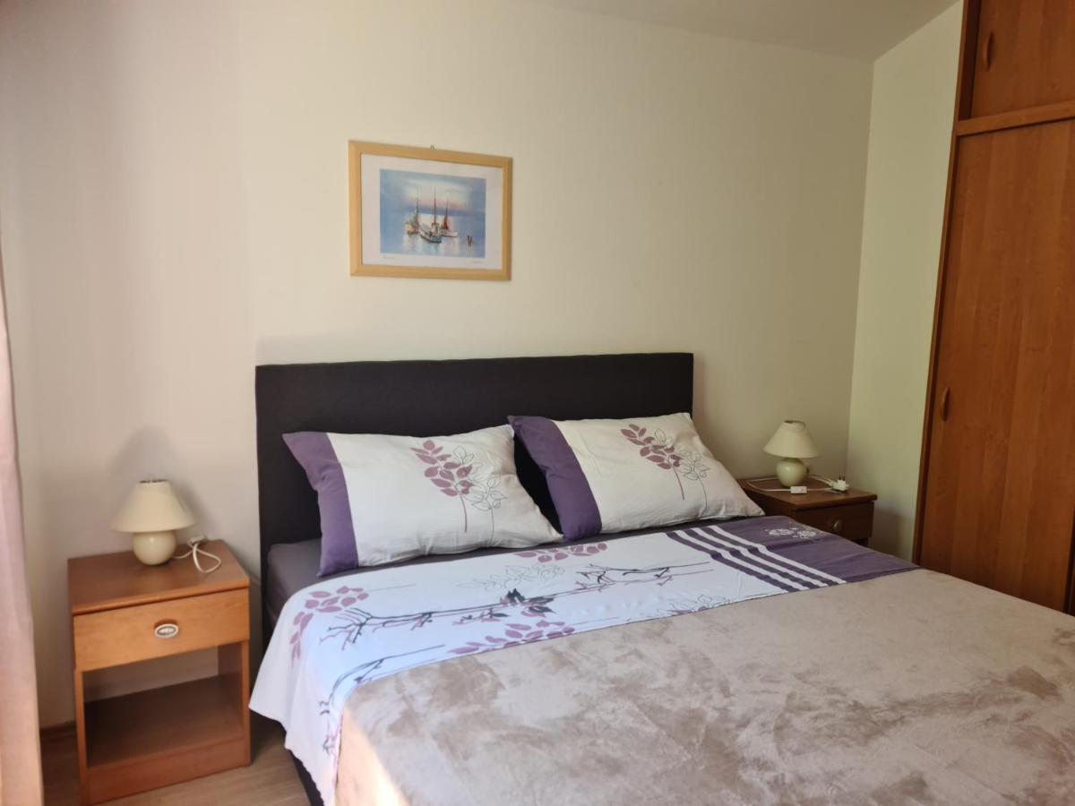 Apartmani Junto Преко Екстериор снимка